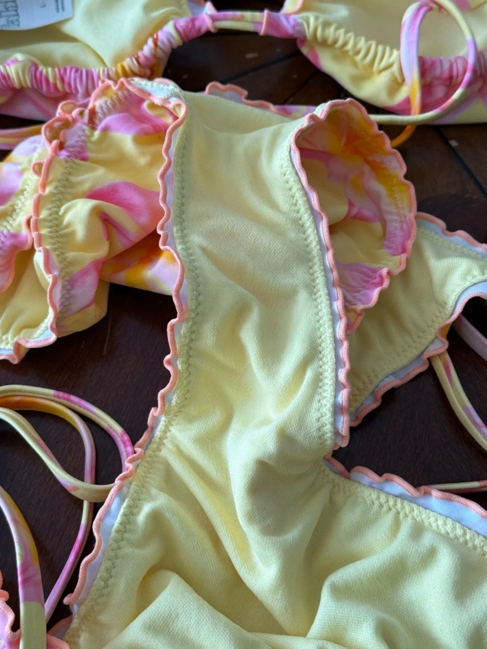 NWOT Wild Fable Ruffle Bikini Set, Pink and Yellow Floral, L - Picture 3 of 4